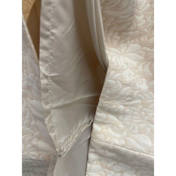 Coldwater Creek Ivory Floral Embossed Sheath Dress Size P10 - Picture 7 of 10